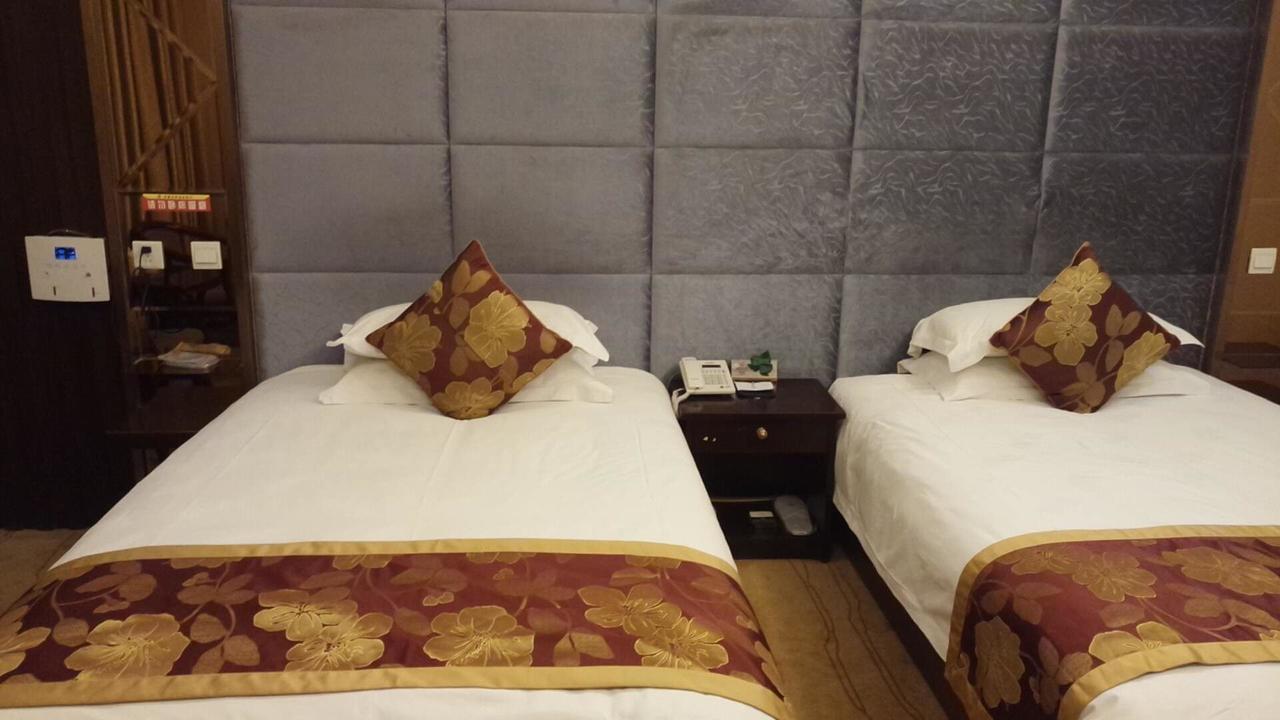 Huayu Paradise International Hotel Lhasa Ngoại thất bức ảnh